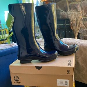 Crocs tall rain boots - women size 8 - new in box - black